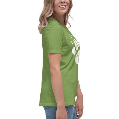 Mountain Mama Bear Paw Women's Relaxed T-Shirt - Get Deerty