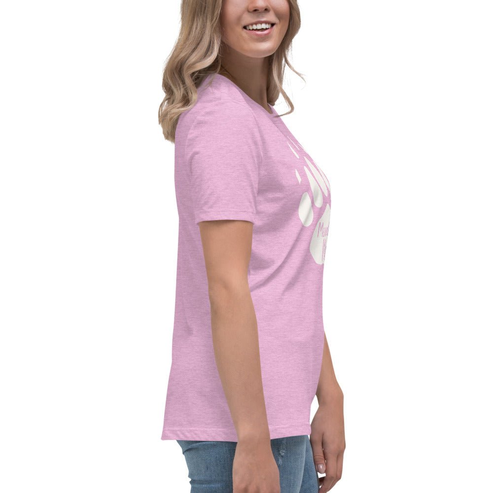 Mountain Mama Bear Paw Women's Relaxed T-Shirt - Get Deerty