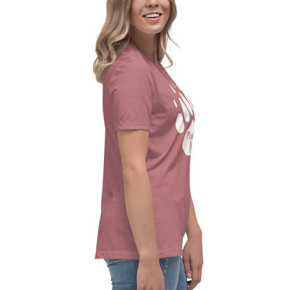 Mountain Mama Bear Paw Women's Relaxed T-Shirt - Get Deerty